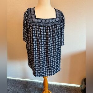 J.Jill Elegant Blue and White Patterned Women's Short Sleeved Top